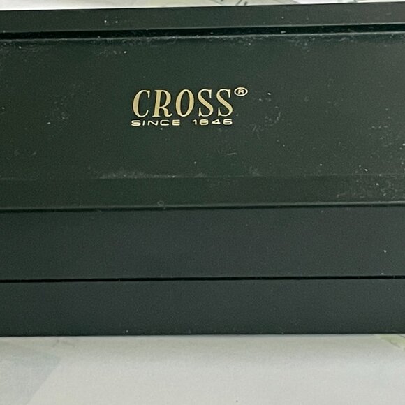 Lovely Cross Classic Century Medalist Ballpoint Pen and Pencil Set. Chrome - Picture 2 of 5